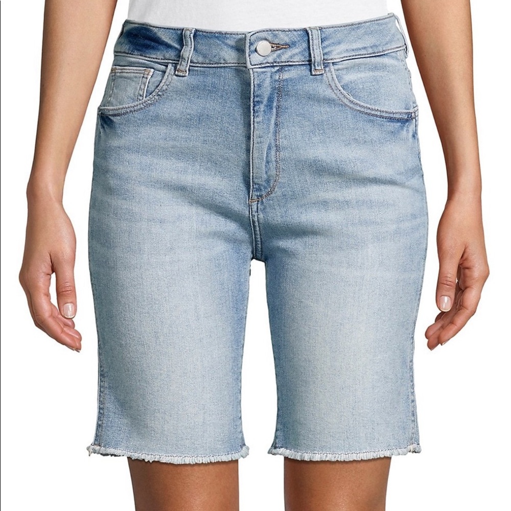 DL1961 BERMUDA SHORTS